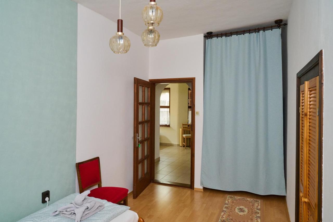 Koelcsey Vendeghaz Apartment ฮูดเมโซวาชาร์เฮย์ ภายนอก รูปภาพ