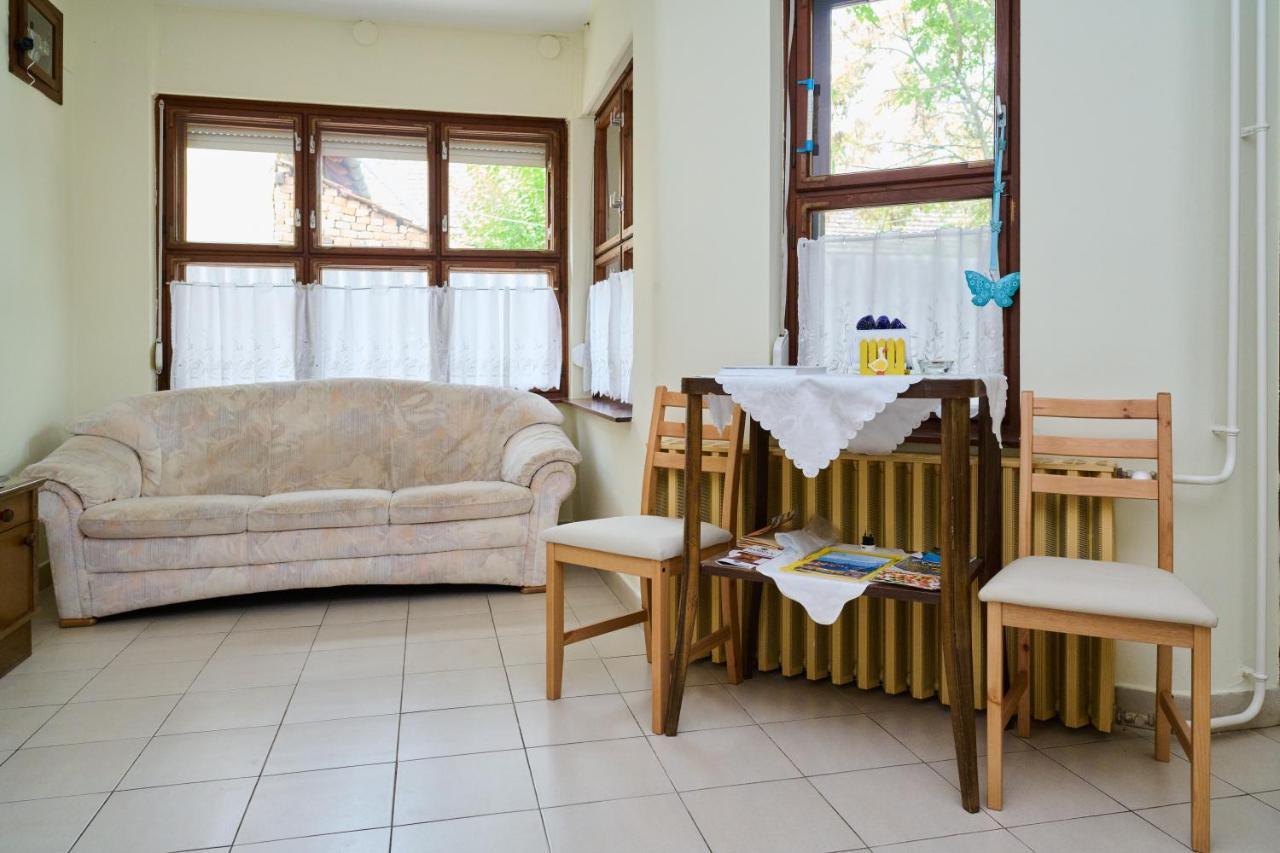 Koelcsey Vendeghaz Apartment ฮูดเมโซวาชาร์เฮย์ ภายนอก รูปภาพ